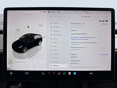 Used 2023 Tesla Model Y Long Range AWD/4WD image 17