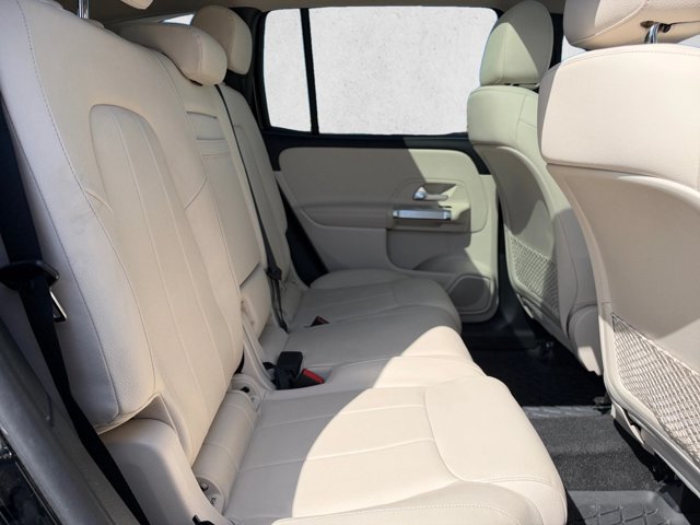 Used 2023 Mercedes-Benz GLB 250 image 22
