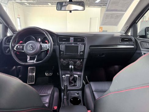 Used 2016 Volkswagen GTI Autobahn FWD image 15