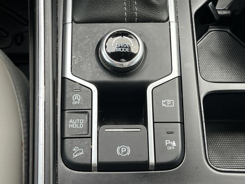 Used 2021 Kia Sorento EX w/ Panoramic Sunroof Package image 9