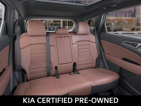 Certified 2025 Kia Sportage SX Prestige image 16