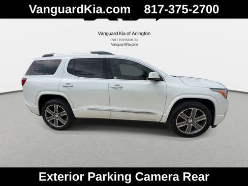 Used 2019 GMC Acadia Denali w/ Technology Package FWD image 10