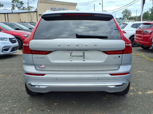 Used 2023 Volvo XC60 B5 Plus w/ Climate Package AWD/4WD image 3