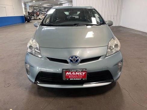 Used 2014 Toyota Prius Four image 8