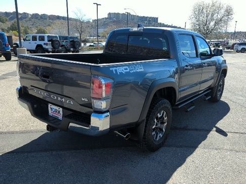 Used 2020 Toyota Tacoma TRD Off-Road image 4