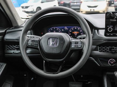 Certified 2025 Honda Accord LX image 15
