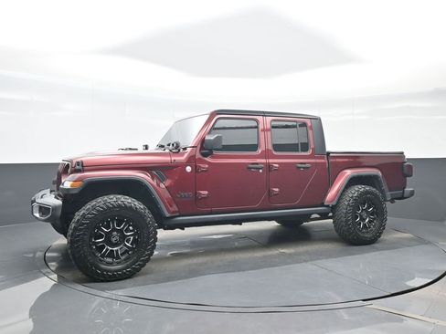 Used 2021 Jeep Gladiator Sport AWD/4WD image 2