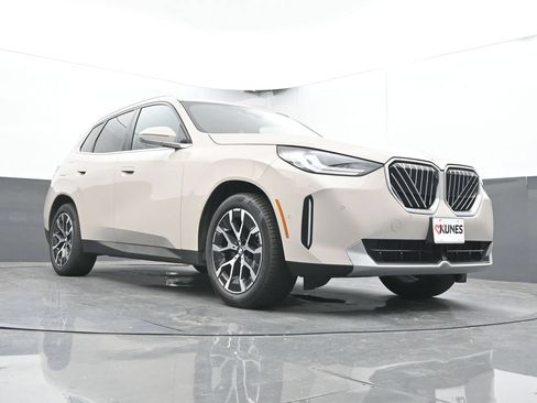 Used 2026 BMW X3 xDrive30i AWD/4WD image 43