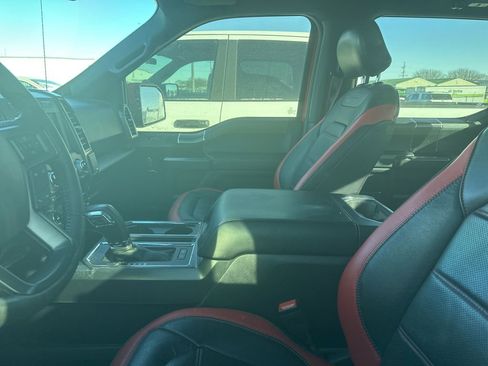 Used 2018 Ford F150 Lariat w/ Equipment Group 502A Luxury image 20