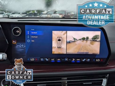 Used 2024 Chevrolet Traverse RS w/ LPO, Floor Liner Package AWD/4WD image 9
