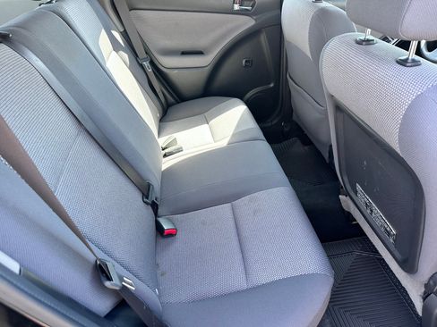 Used 2007 Toyota Matrix XR FWD image 9