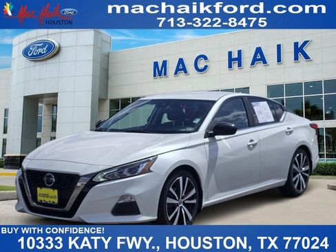 Used 2020 Nissan Altima 2.5 SR FWD image 1