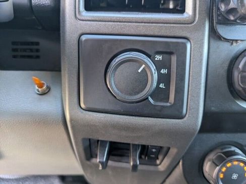 Used 2021 Ford F250 XL w/ Power Equipment Group image 27