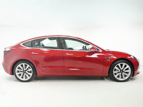 Used 2019 Tesla Model 3 Long Range AWD/4WD image 9