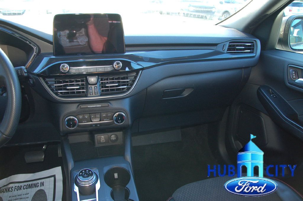 Used 2025 Ford Escape ST-Line FWD image 20