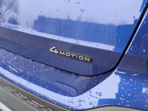 Used 2022 Volkswagen Taos SE image 8