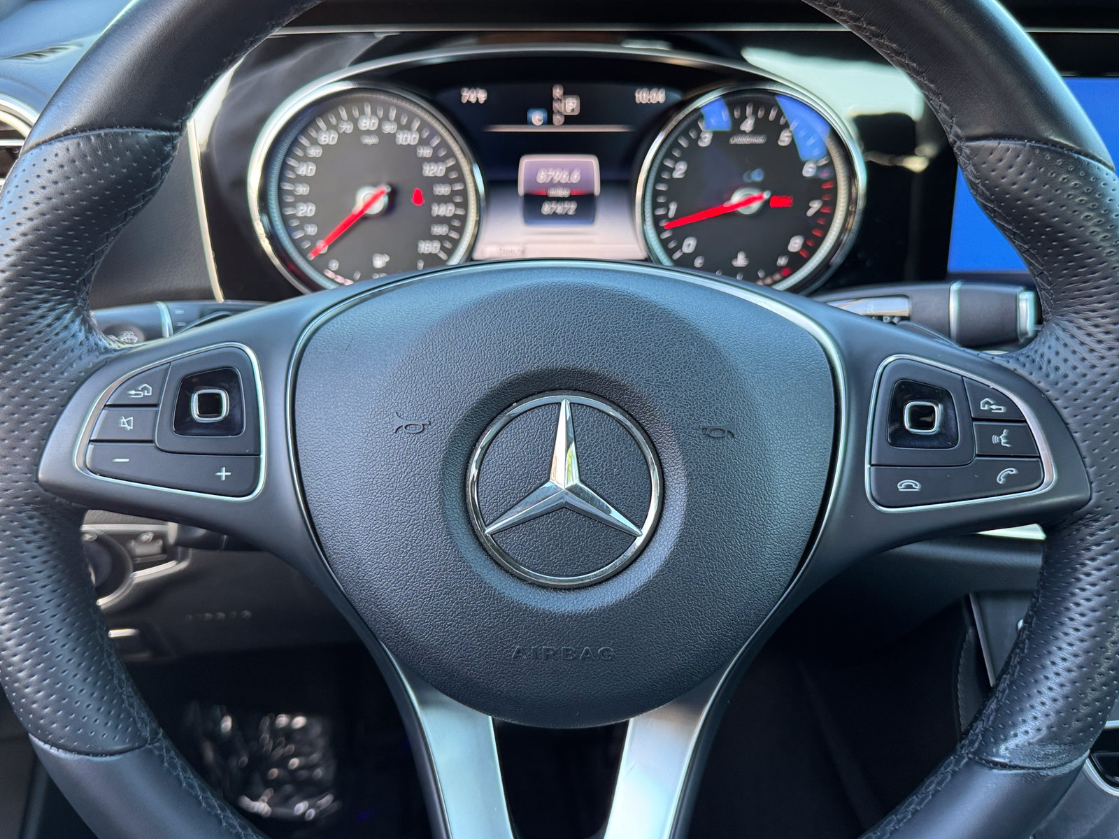 Used 2018 Mercedes-Benz E 300 image 24