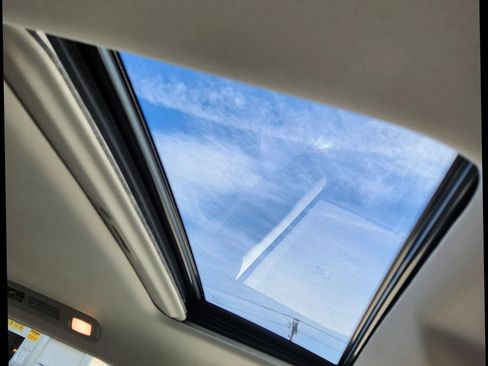 Used 2019 Nissan Armada SL w/ Premium Package image 23