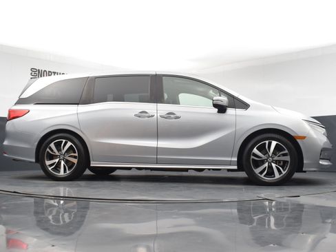 Used 2022 Honda Odyssey Touring image 41