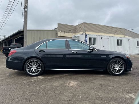 Used 2020 Mercedes-Benz S 63 AMG 4MATIC Sedan image 4
