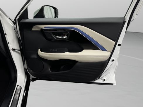 Certified 2025 Acura ADX A-Spec AWD/4WD image 16