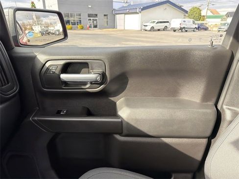 Used 2019 Chevrolet Silverado 1500 Custom Trail Boss w/ Custom Convenience Package image 24