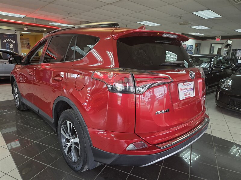 Used 2017 Toyota RAV4 XLE w/ All Weather Liner Package AWD/4WD image 8