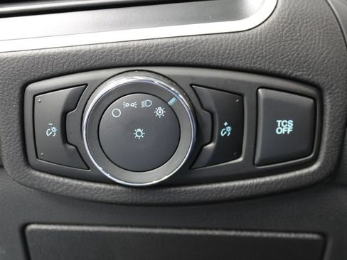 Used 2024 Ford Edge SE AWD/4WD image 48