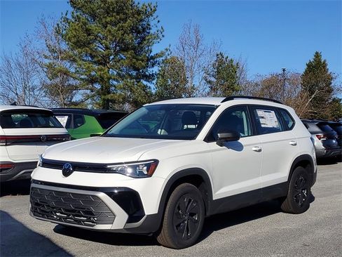 New 2026 Volkswagen Taos S image 32