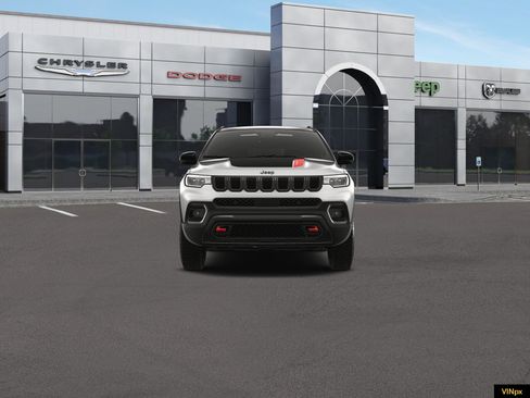 New 2026 Jeep Compass Trailhawk w/ Sun, Sound & Navigation Group AWD/4WD image 12