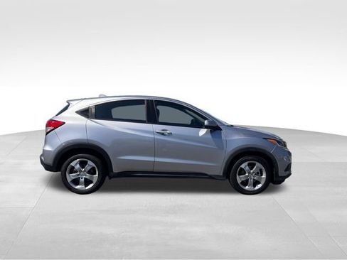 Used 2021 Honda HR-V LX image 8