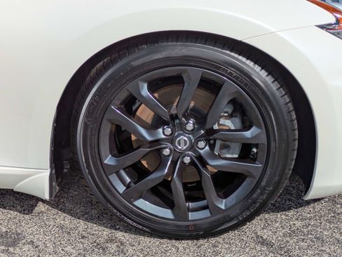 Used 2019 Nissan 370Z Touring image 19