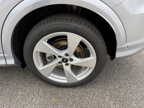 New 2025 Audi Q5 Prestige image 22