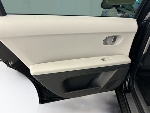 Used 2024 Hyundai Ioniq 5 SEL image 27