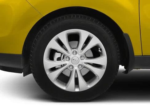 Used 2016 Kia Soul FWD image 12