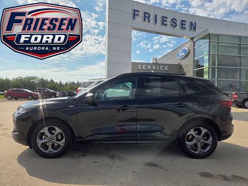 Used 2023 Ford Escape ST-Line FWD image 4