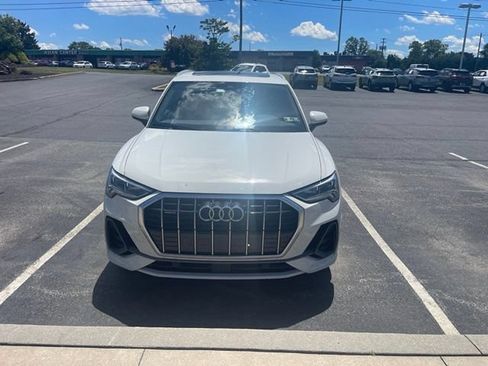 Used 2023 Audi Q3 2.0T Premium AWD/4WD image 2