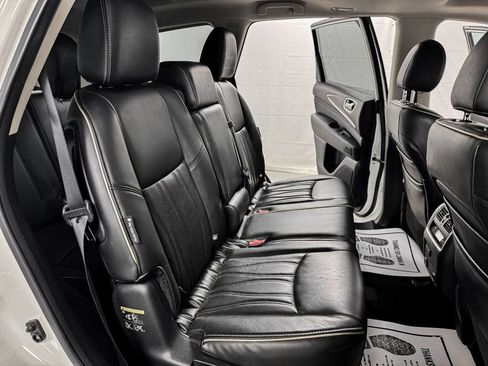 Used 2019 INFINITI QX60 Luxe w/ Sensory Package AWD/4WD image 12