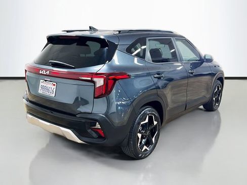 Certified 2025 Kia Seltos S image 7