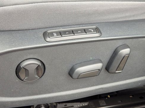 Certified 2023 Volkswagen ID.4 Pro S AWD/4WD image 26