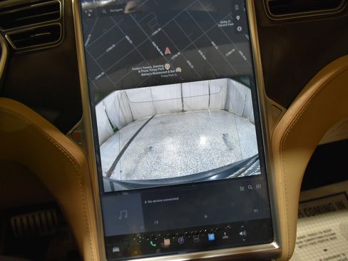 Used 2013 Tesla Model S Performance image 37