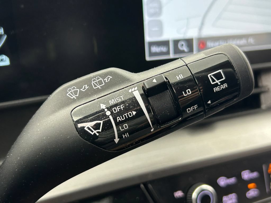 Used 2023 Kia Sportage EX AWD/4WD image 27