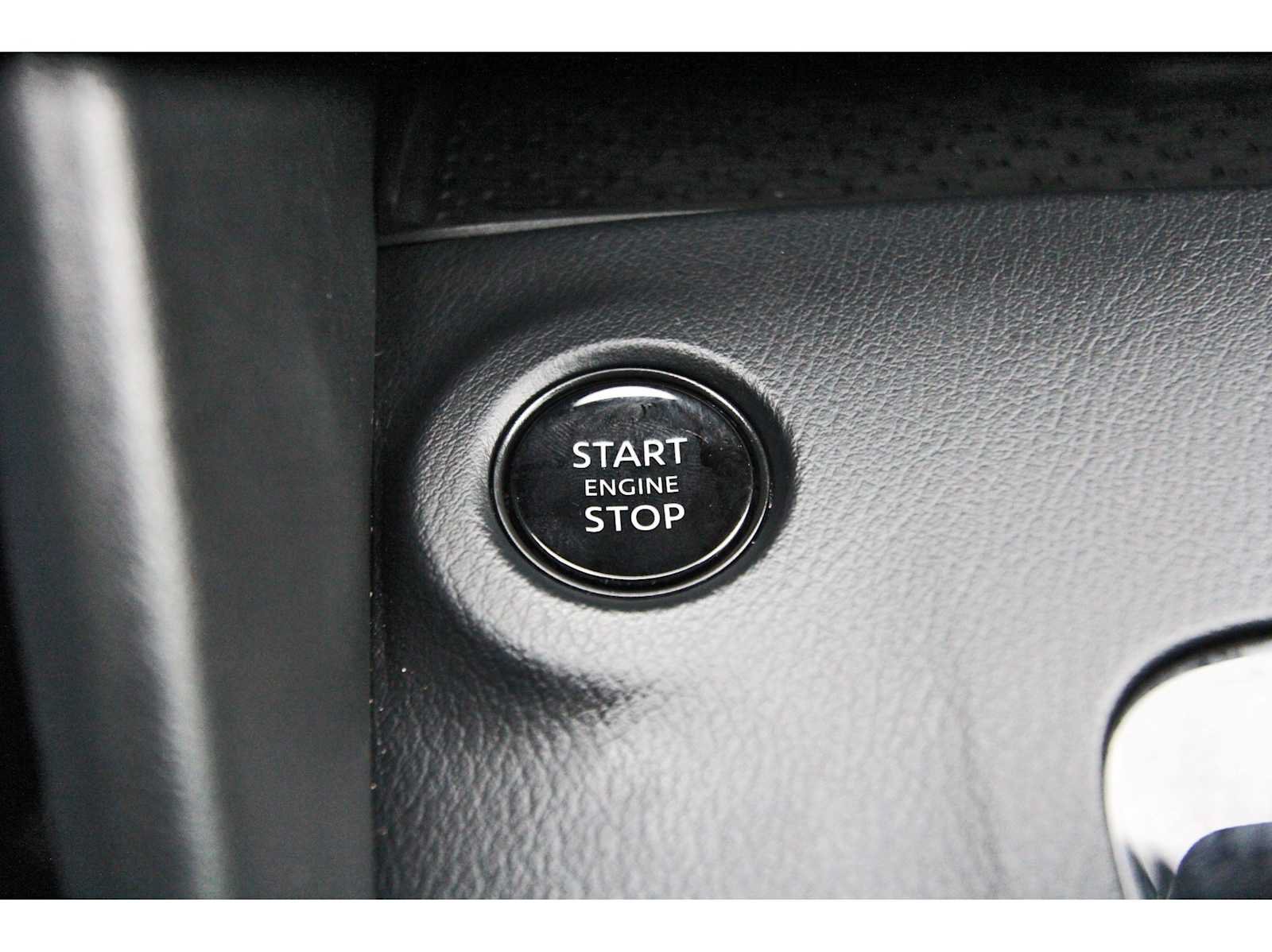 Used 2024 Nissan Z Performance w/ Floor Mat Package RWD image 25