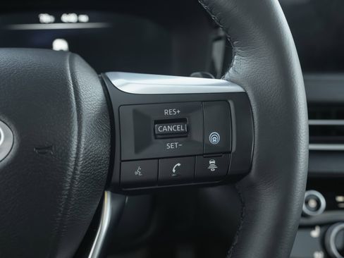 Used 2025 INFINITI QX60 Luxe image 17