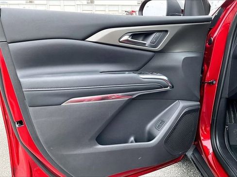 New 2026 Chevrolet Traverse LT image 25