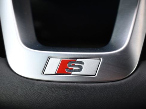 Used 2024 Audi SQ5 Prestige AWD/4WD image 38