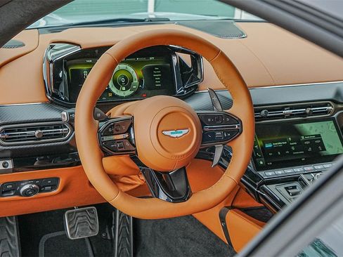 New 2026 Aston Martin V8 Vantage S image 17