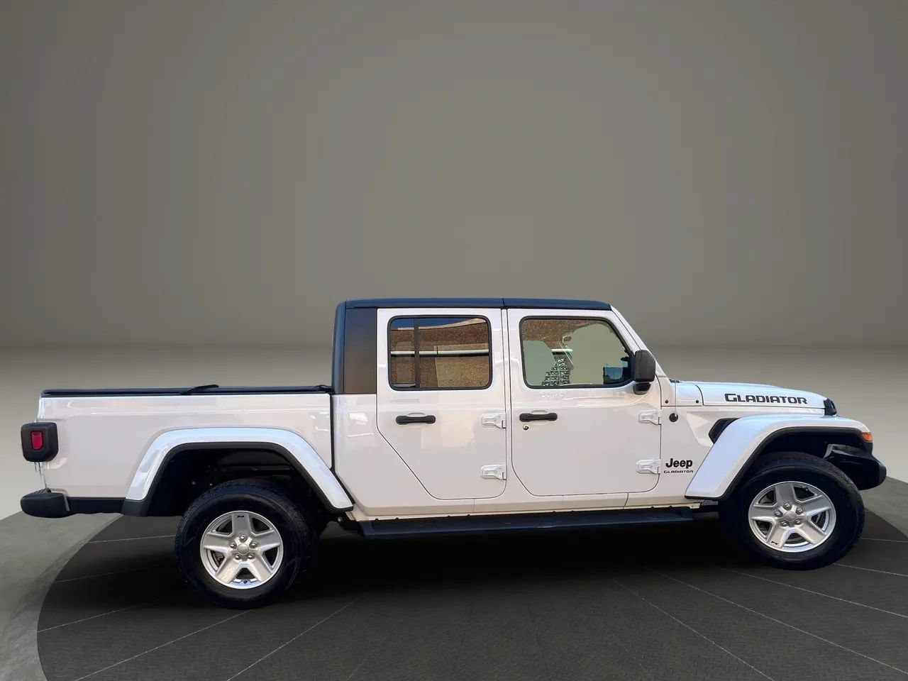 Used 2020 Jeep Gladiator Sport w/ Quick Order Package 24S AWD/4WD image 6
