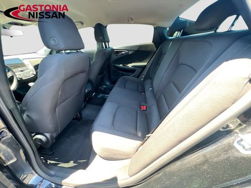 Used 2022 Chevrolet Malibu LS FWD image 30