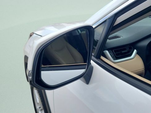 Certified 2021 Toyota RAV4 XLE FWD image 29